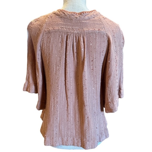 EUC - Free People Peach Sequin Embroidered Flutter Sleeve Woven top - size XS - Picture 8 of 9